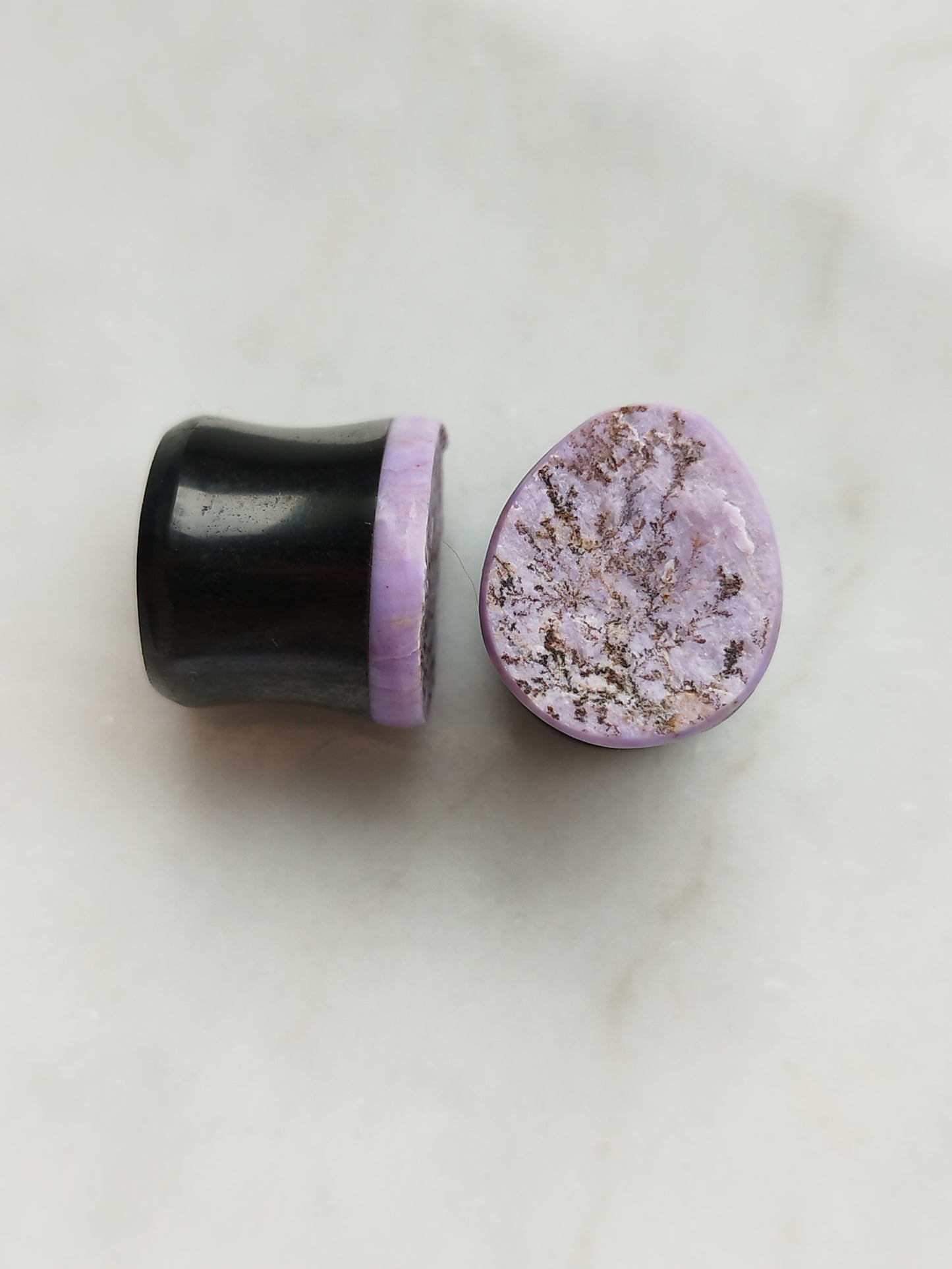 1/2" Purple Jadeite And Obsidian Plugs