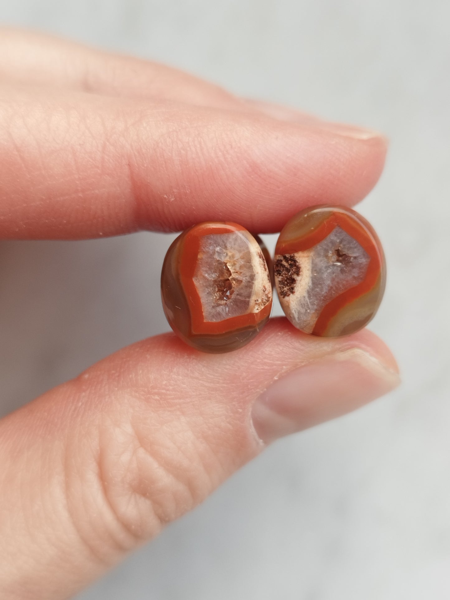 00g Oval Agate Geode Plugs