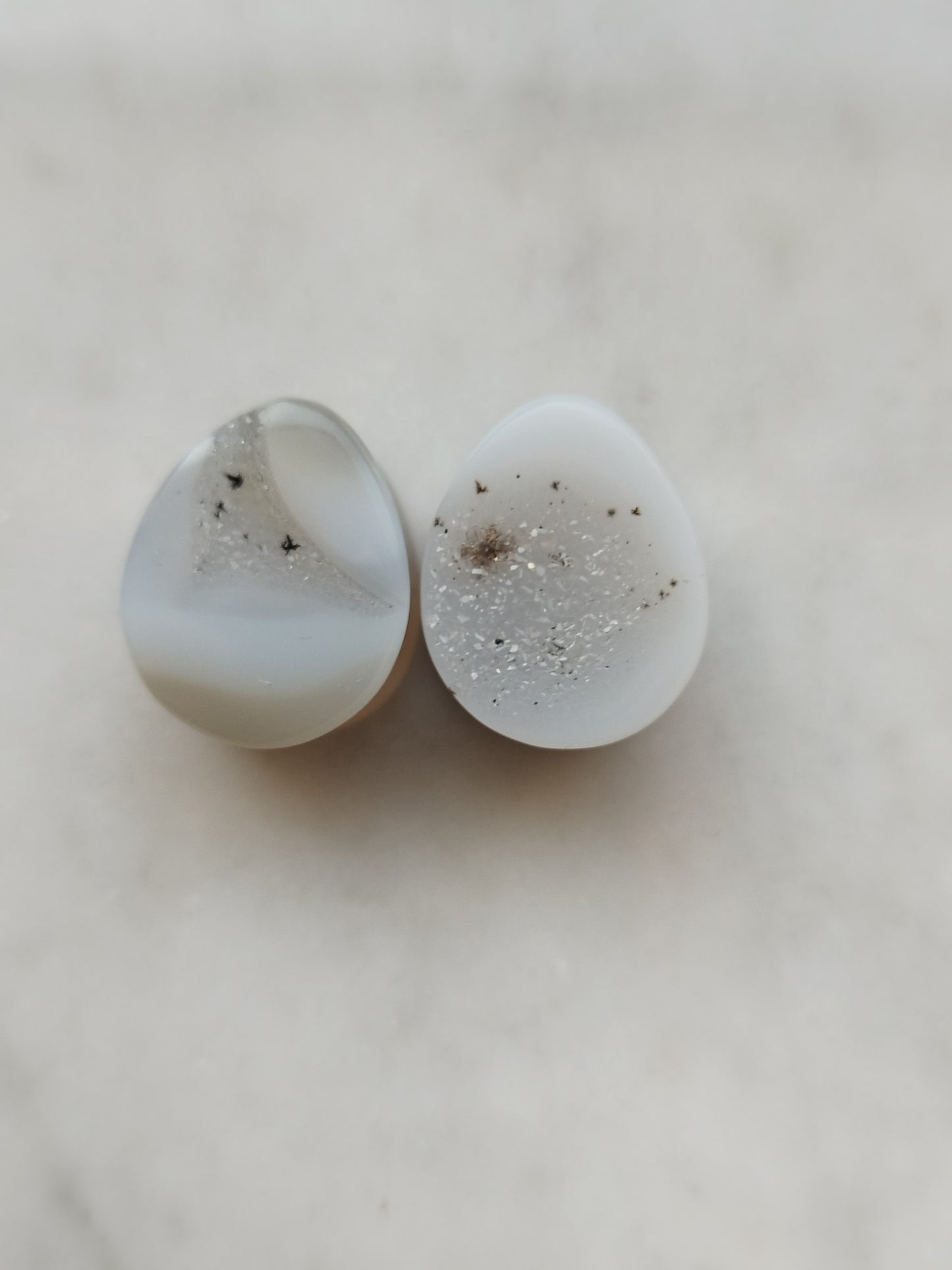 5/8" Grey Agate Geode Plugs - aeoplugs