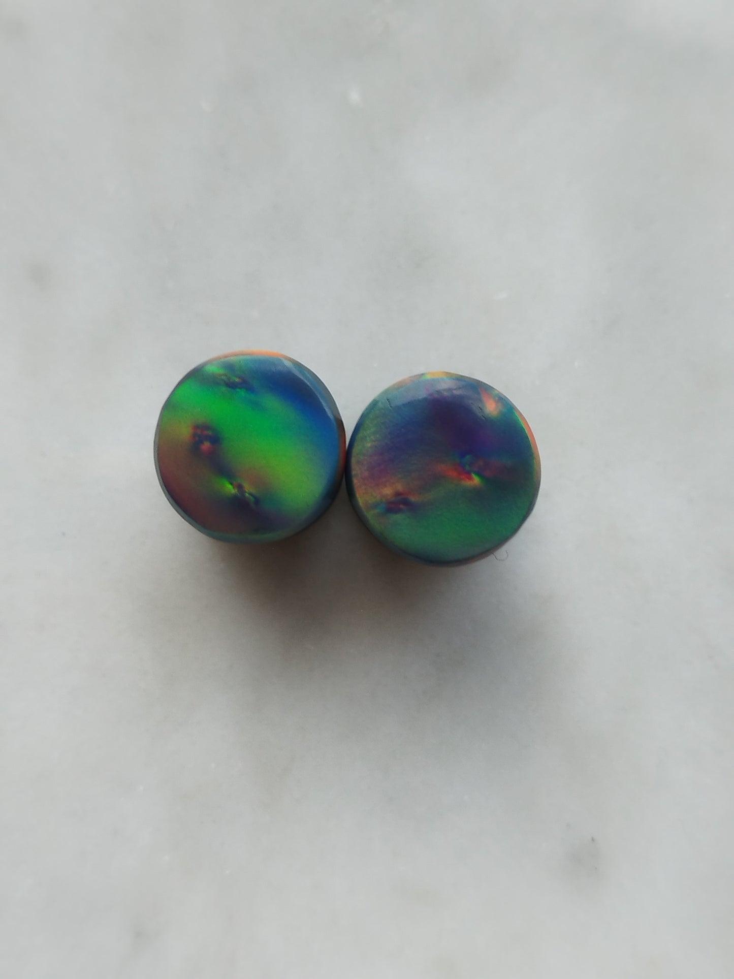 0g Aurora Opal And Obsidian Plugs