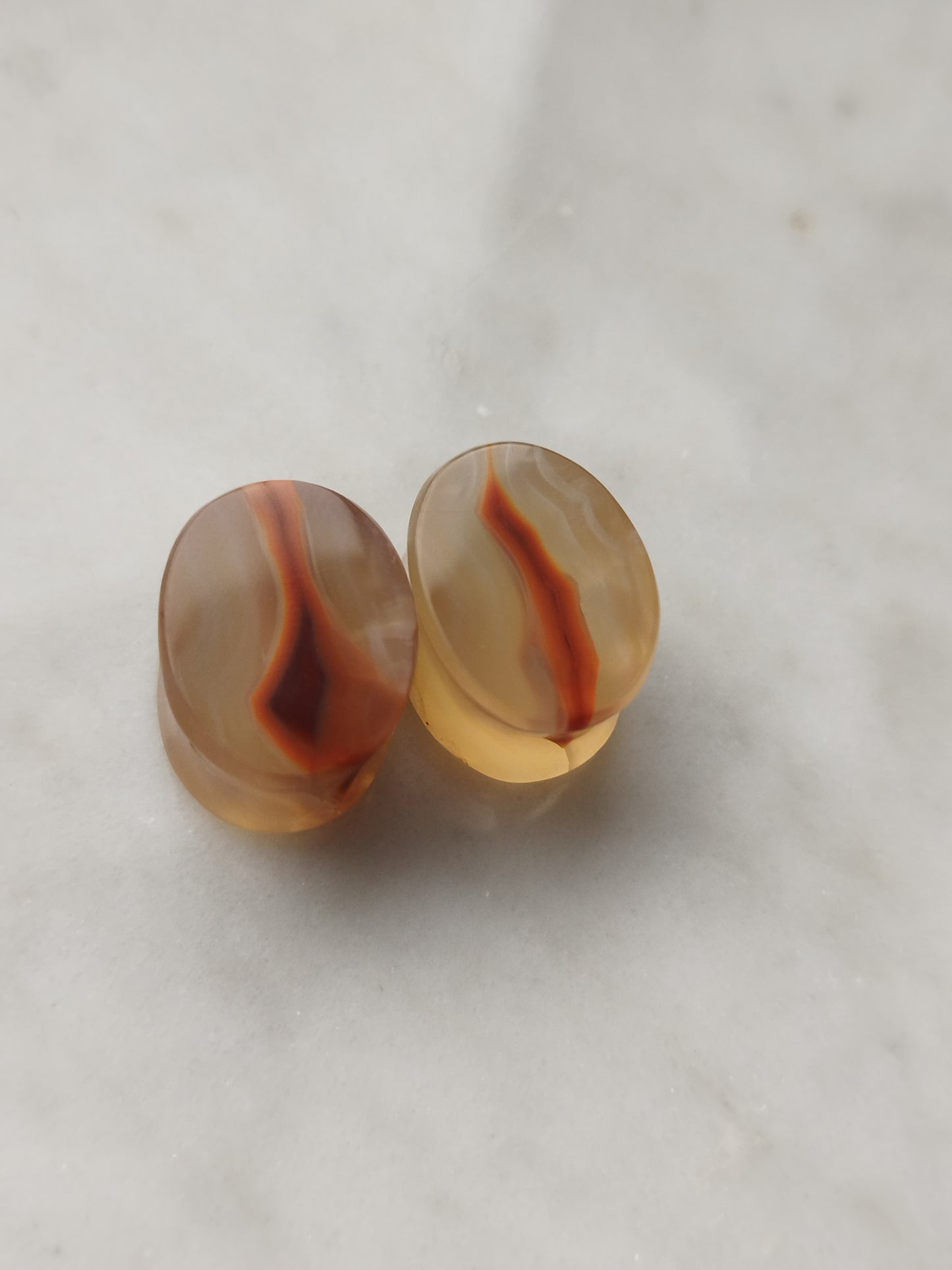 5/8" Oval Malawi Agate Plugs