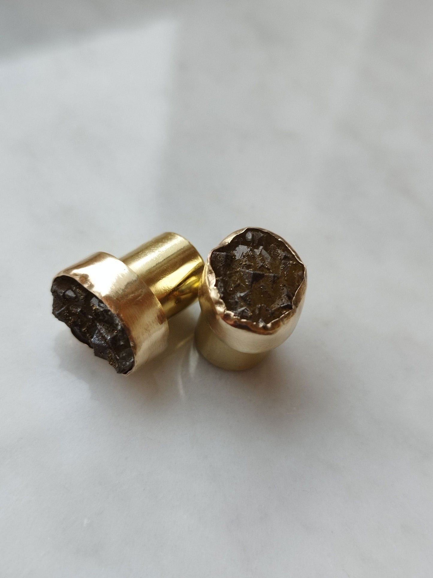 00g Brass SF Plugs With Fluorite - aeoplugs