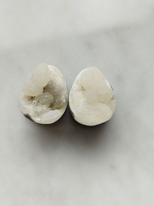 1/2" Prehnite and Gyrolite on Matrix - aeoplugs
