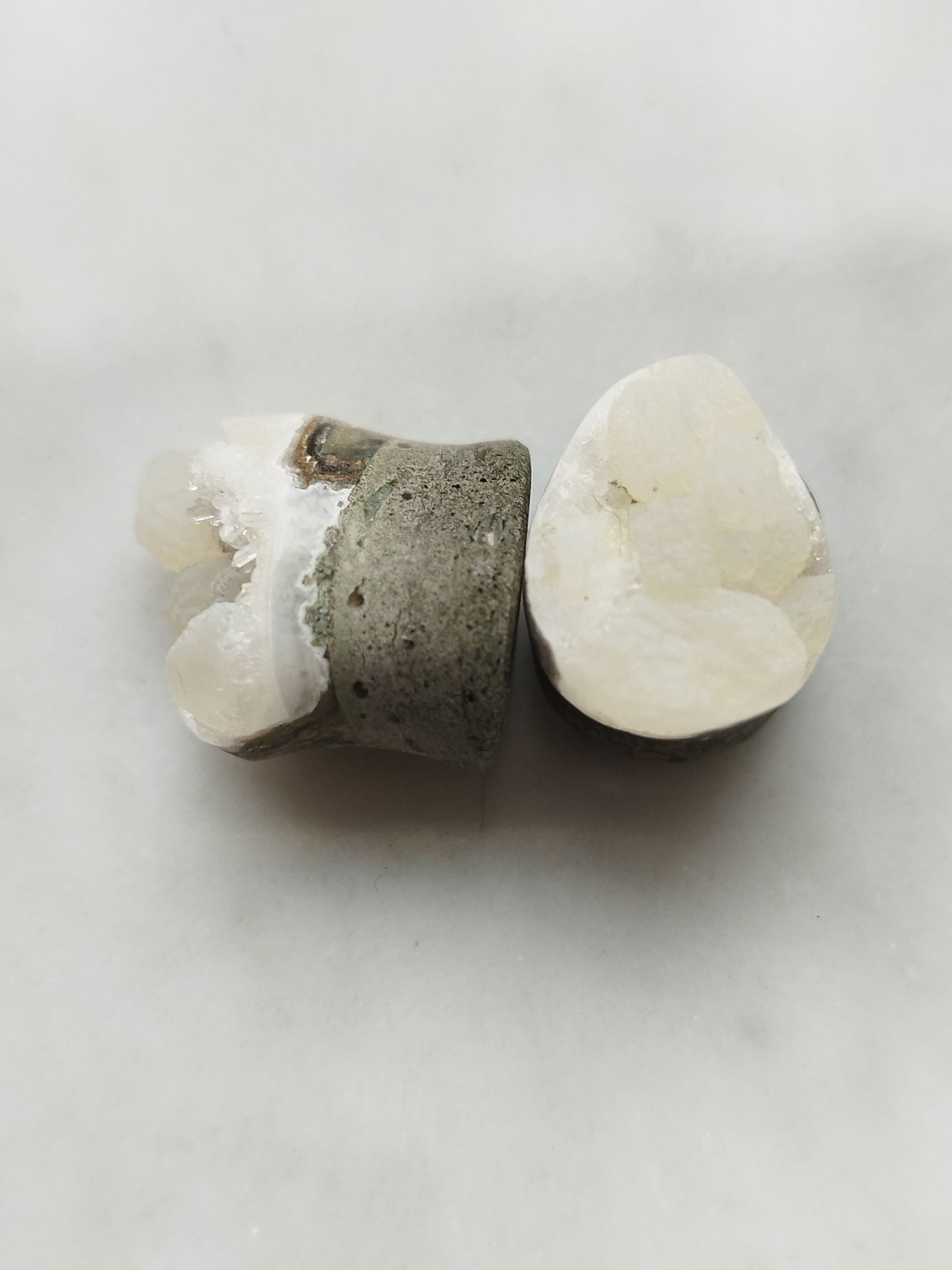 1/2" Prehnite and Gyrolite on Matrix - aeoplugs
