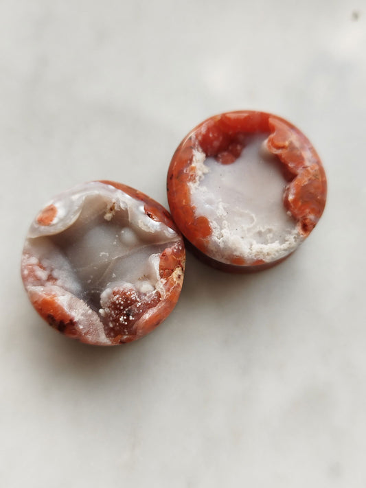 1" Moroccan Agate Geode Plugs - AEOrganics