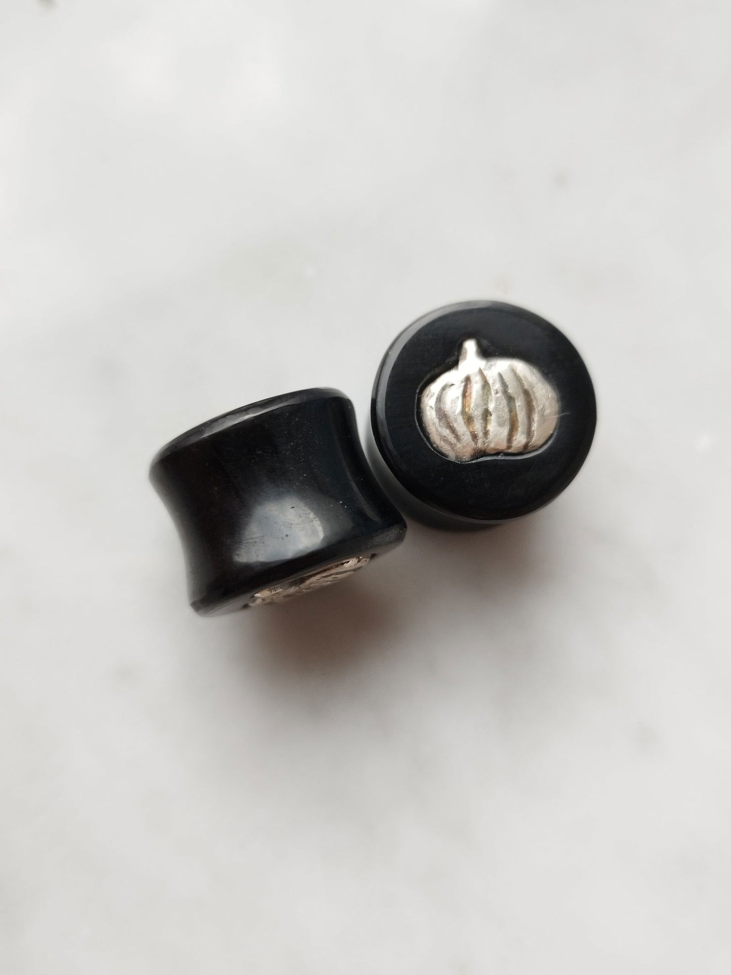 5/8" Sterling Silver Pumpkin Inlay Plugs - aeoplugs