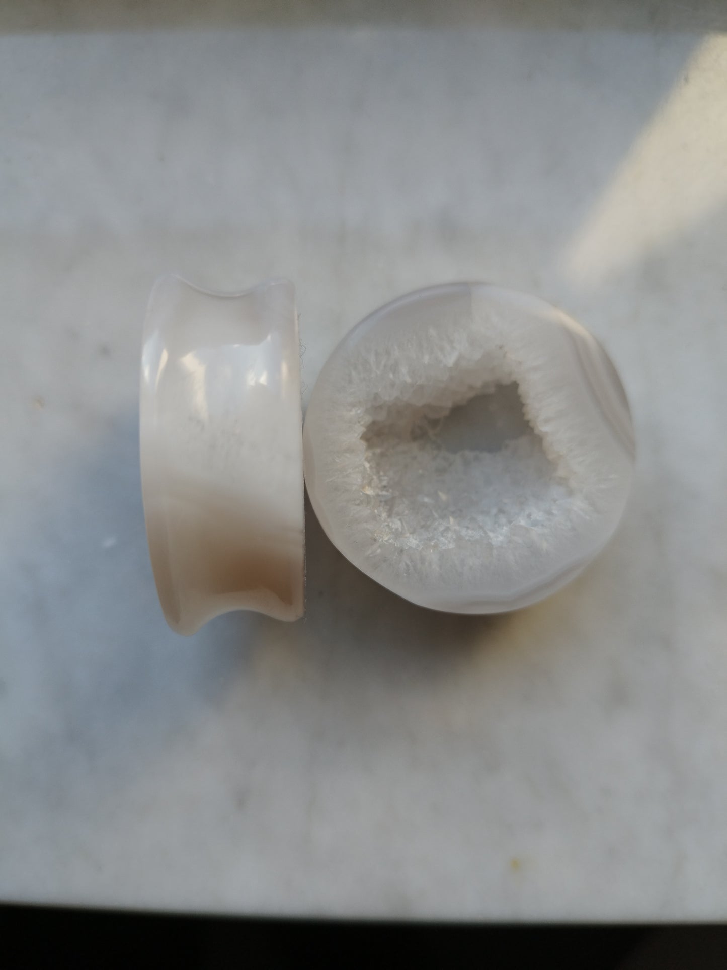 1 1/2" 38mm Agate and Quartz Geode Plugs