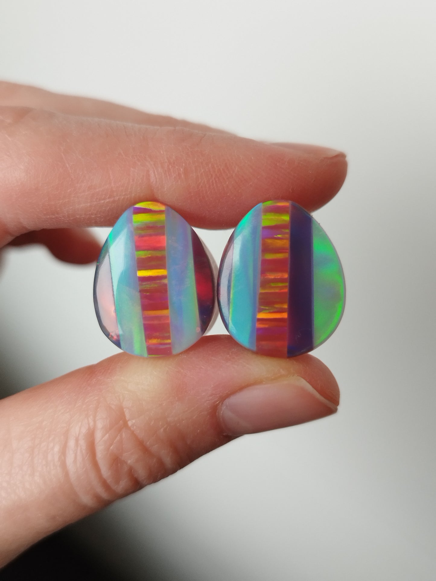 5/8" Aurora Opal On Obsidian Plugs