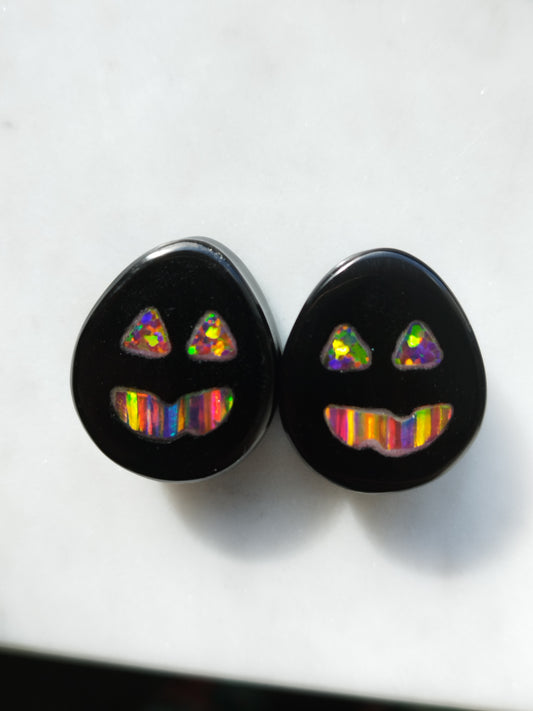7/8" Obsidian With Jack O' Lanterns Plugs