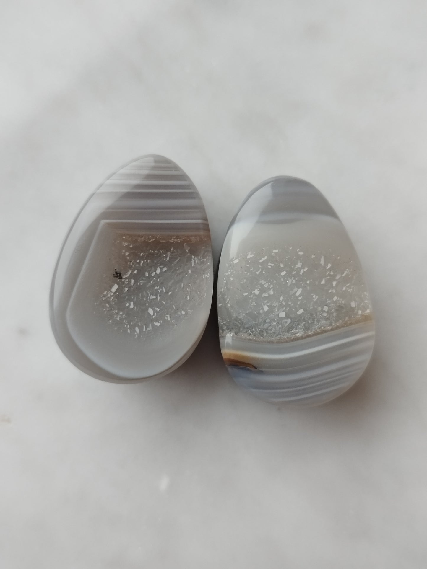 7/8" Elongated Agate Geode Plugs