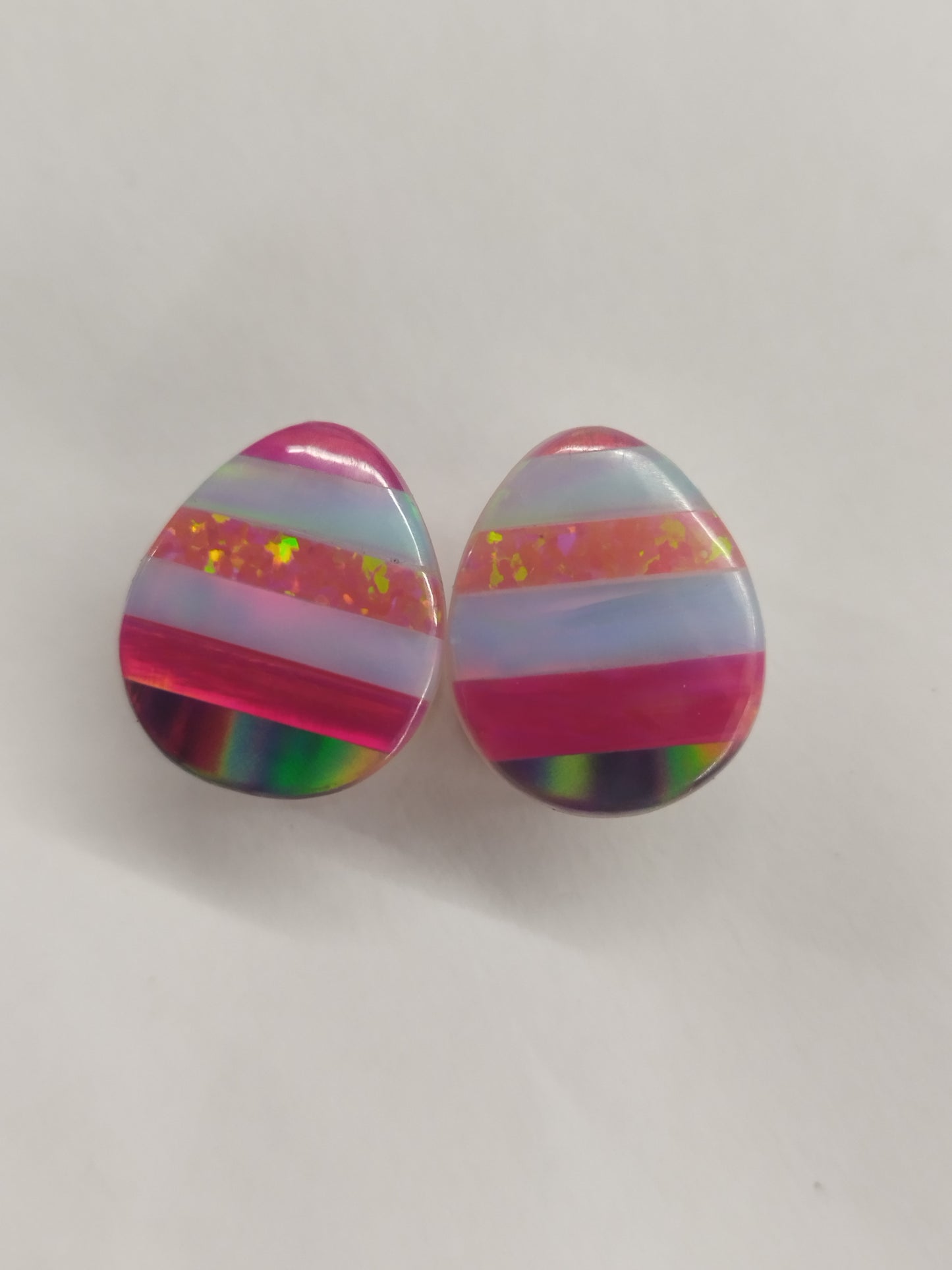5/8" Aurora Opal On Obsidian Plugs