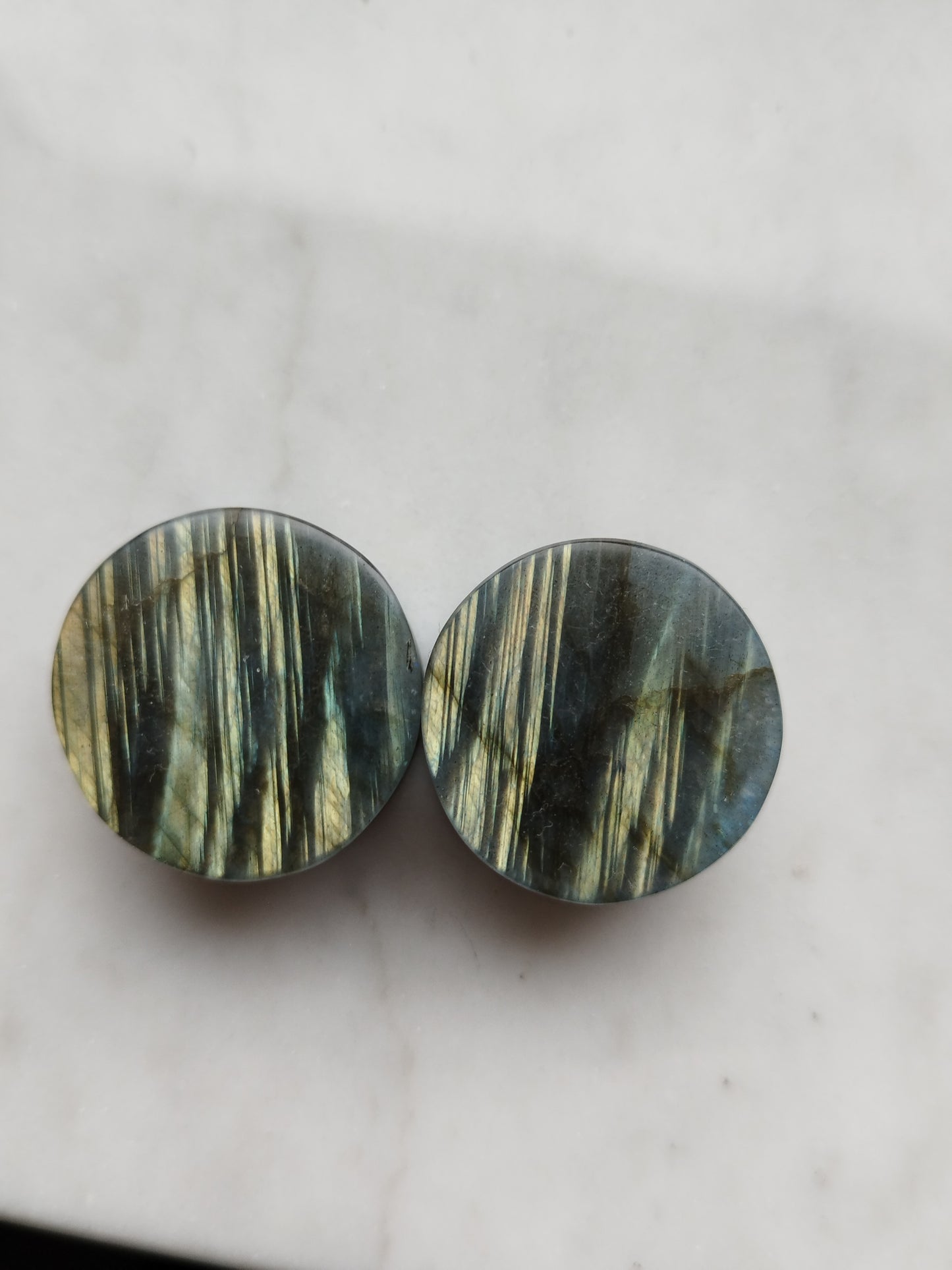 1" Labradorite Plugs