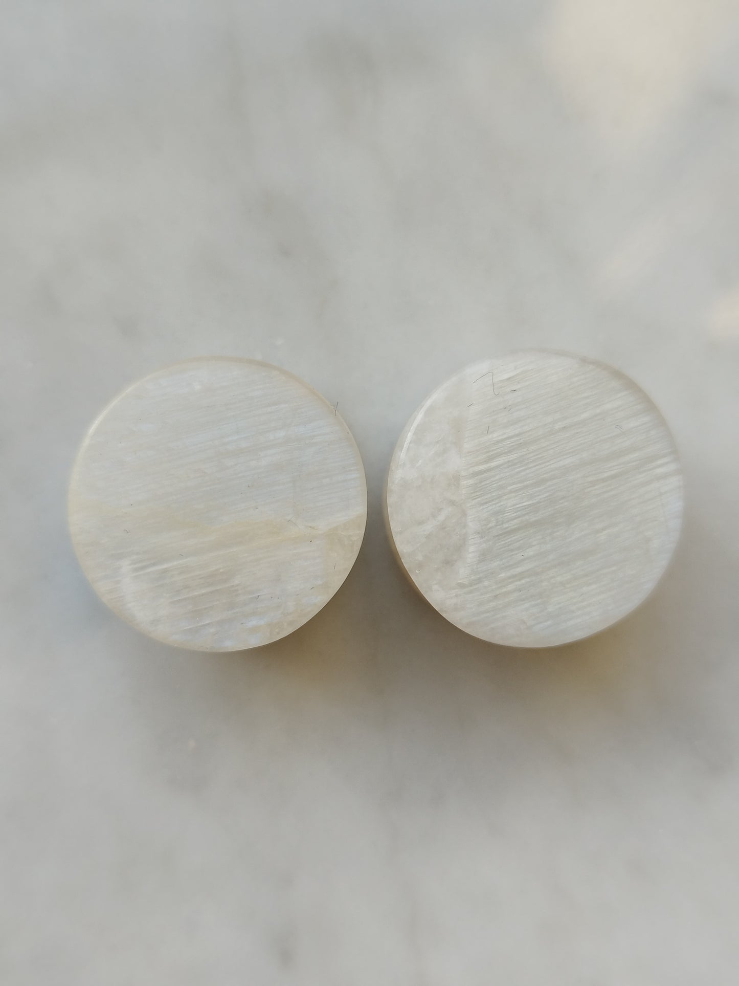 3/4" Moonstone Plugs