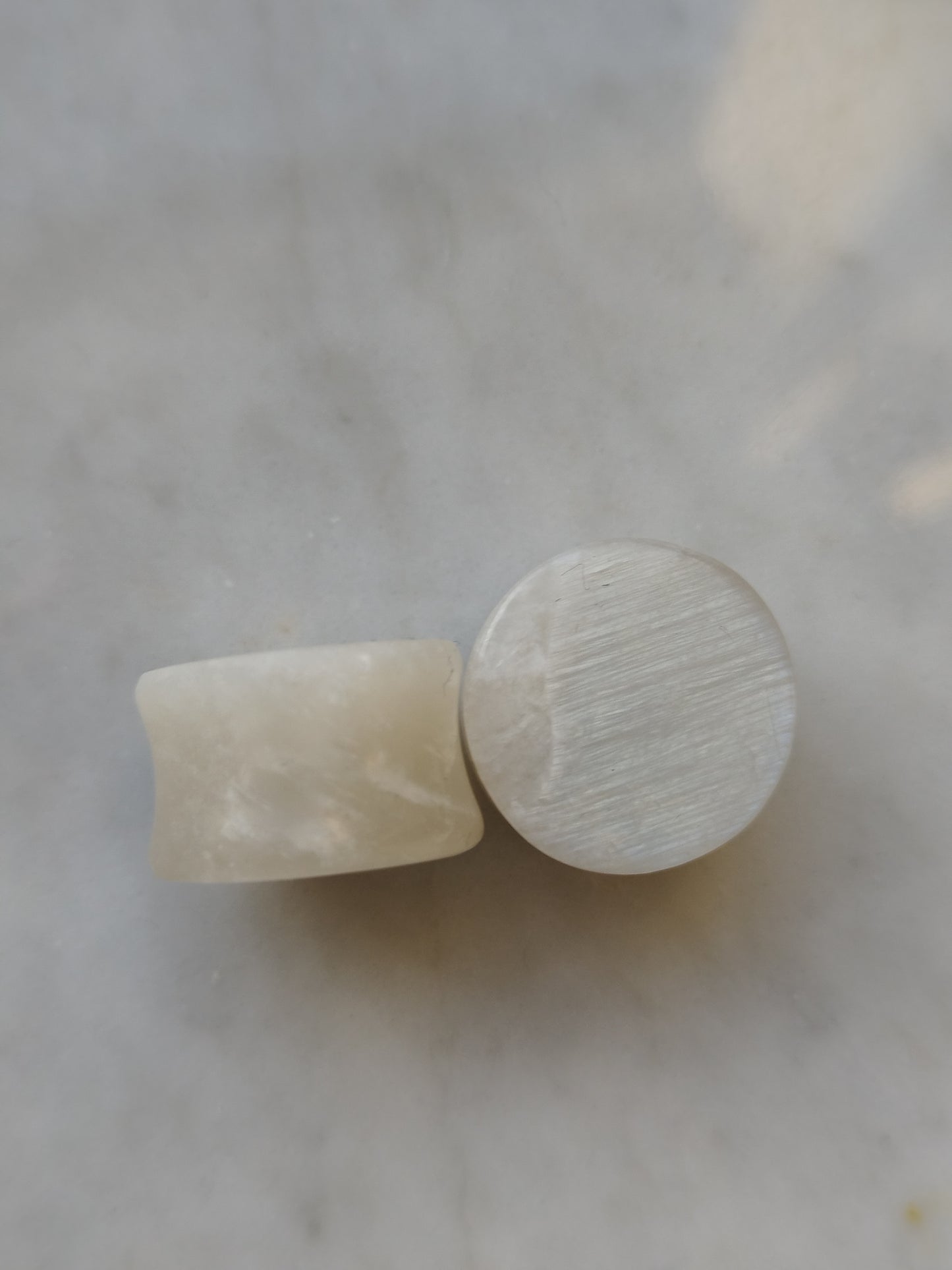 3/4" Moonstone Plugs