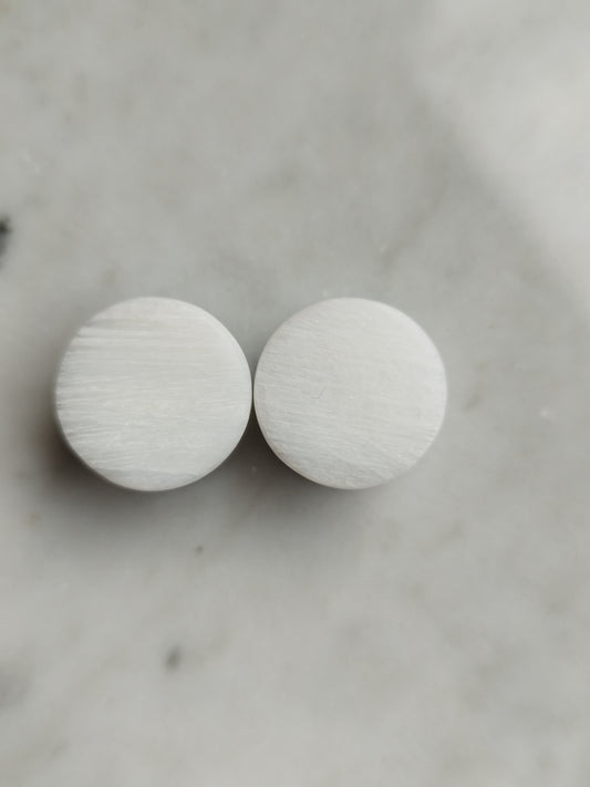 5/8" Moonstone Plugs