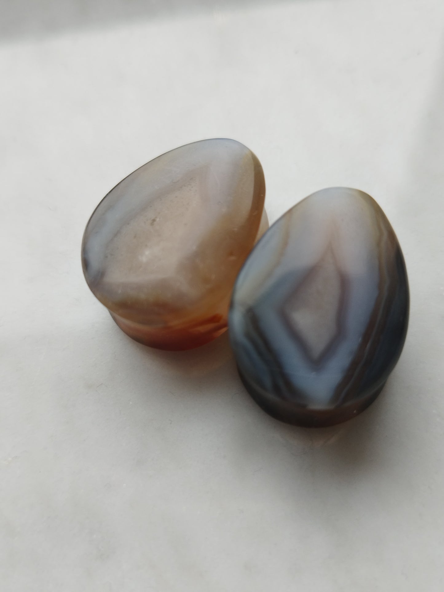 7/8" Agate Teardrop Plugs