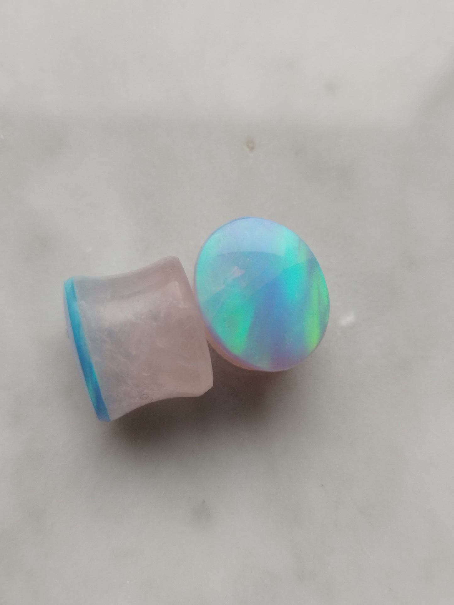 13mm Oval Aurora Opal On Quartz