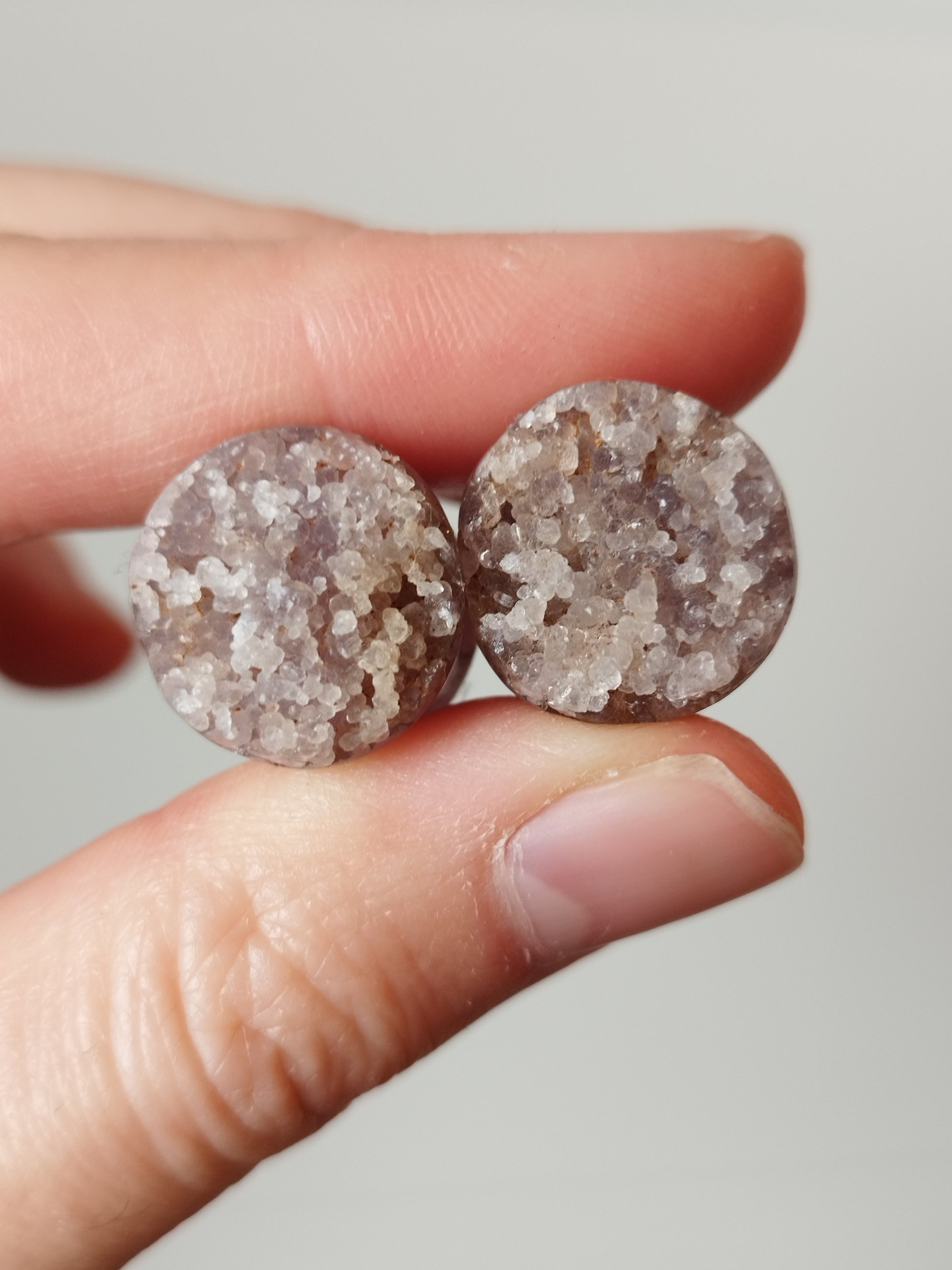 9/16" Grape Agate Plugs - aeoplugs