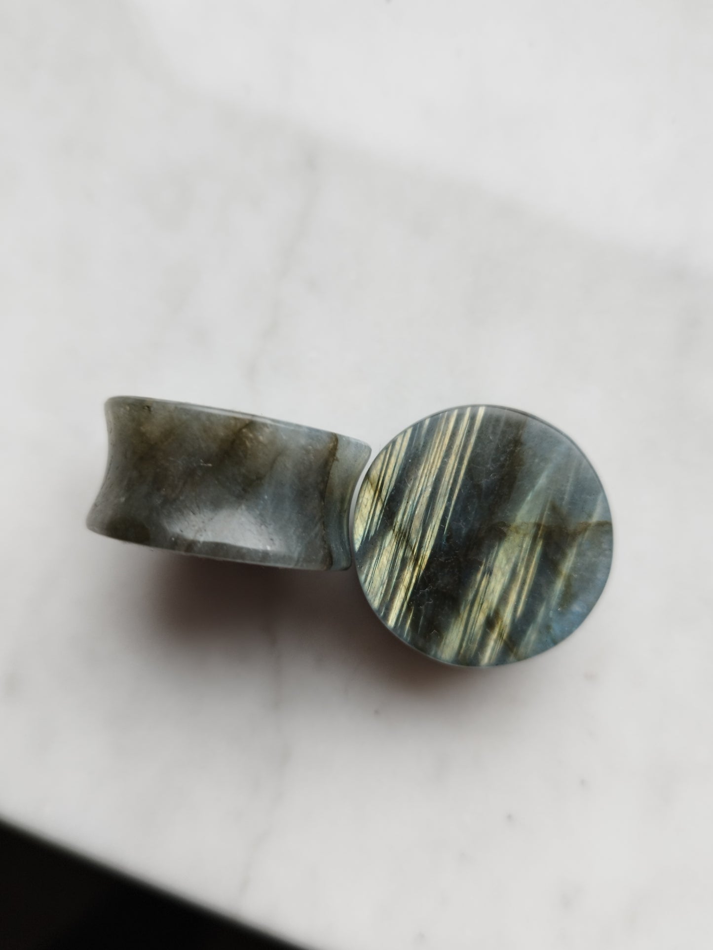1" Labradorite Plugs