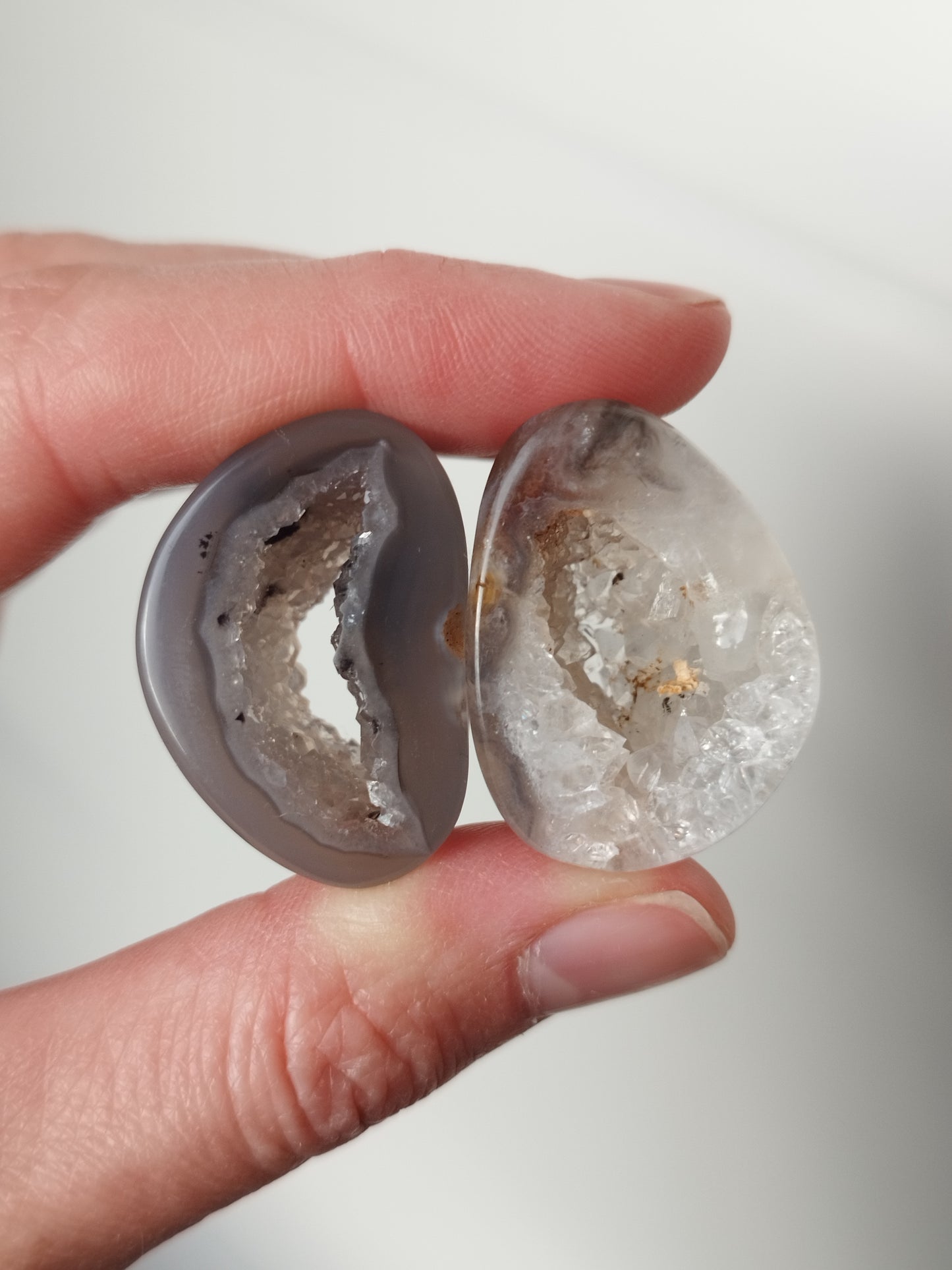 1" Mismatched Agate Geode Plugs